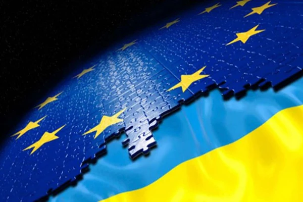 Питання європейської безпеки та роль України обговорили під час навчання публічних службовців