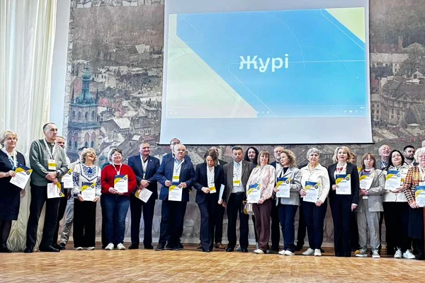 Наукова співпраця ЦНТУ та ЛНУ: новий досвід для збереження родючості ґрунтів